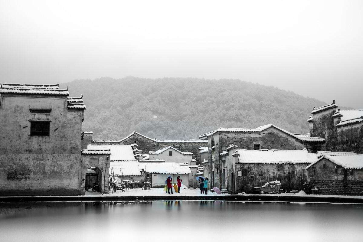 恐龙绝地逃生